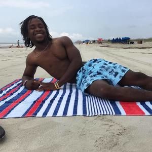 Meet your Posher, Javonte